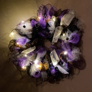 Handmade Wreath W/ Lights